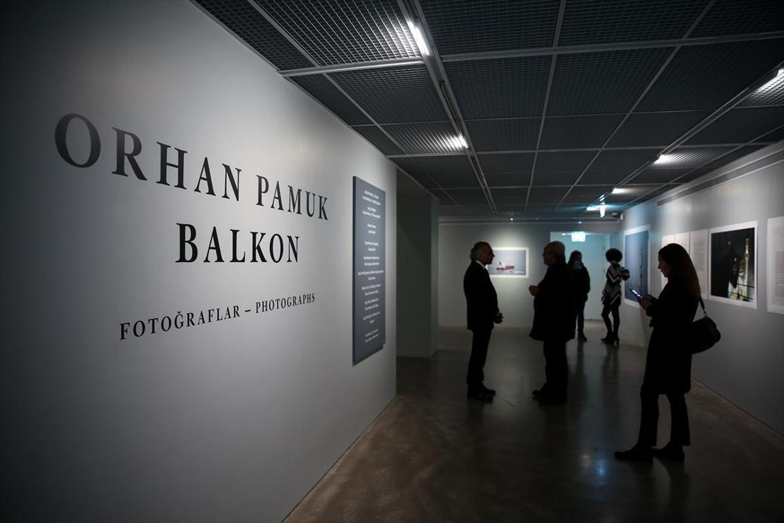 Orhan Pamuk'tan sergi: Balkon Fotoğraflar