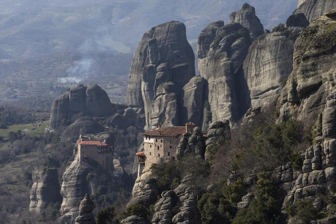 Yunanistan'ın masalsı şehri: Meteora