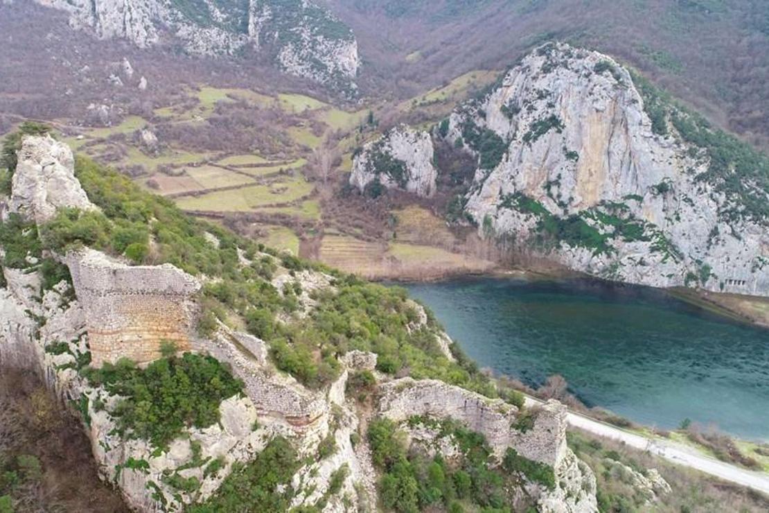 Samsun'da 2 bin 300 yıllık kültür mirası: Kaya mezarları