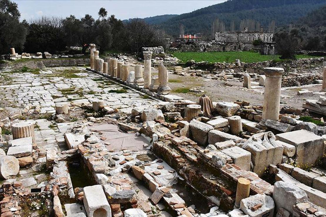 'Gladyatörler Kenti'nin mezarları ziyarete açılıyor