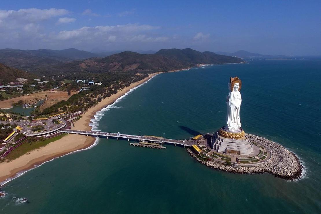Çin'deki 108 metrelik dev heykel