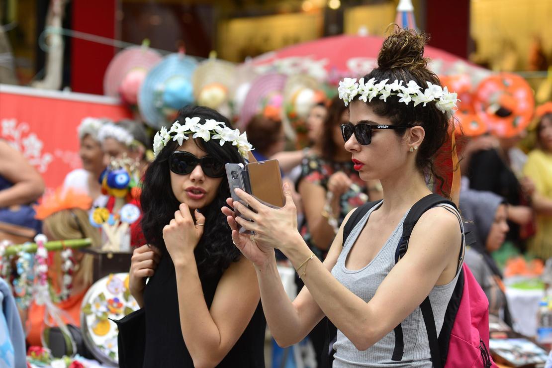 Türkiye'nin ilk ve tek sokak karnavalı 'Portakal Çiçeği' başlıyor