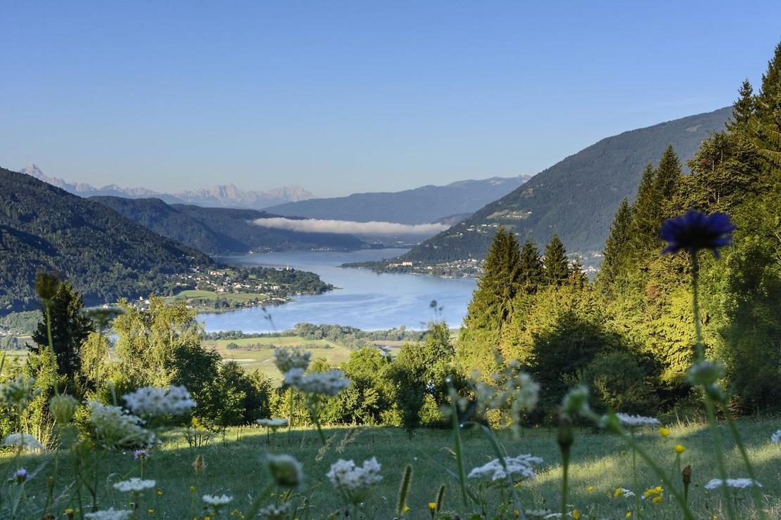Avusturya’nın doğal güzelliği Ossiach Gölü