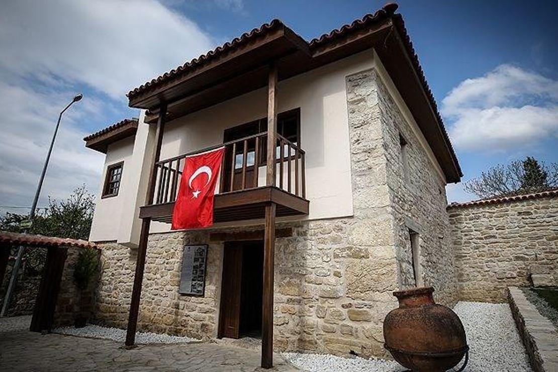'Atatürk Evi'ne ziyaretçi akını