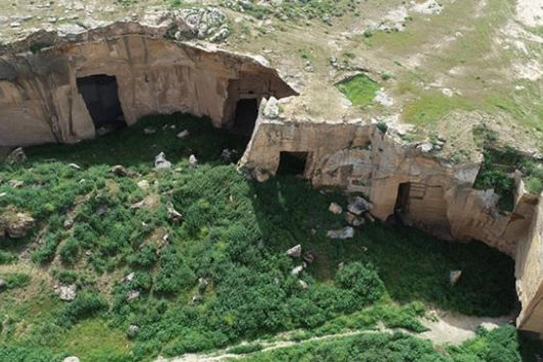 Tarihi ve gizemli yapısıyla Bazda Mağaraları