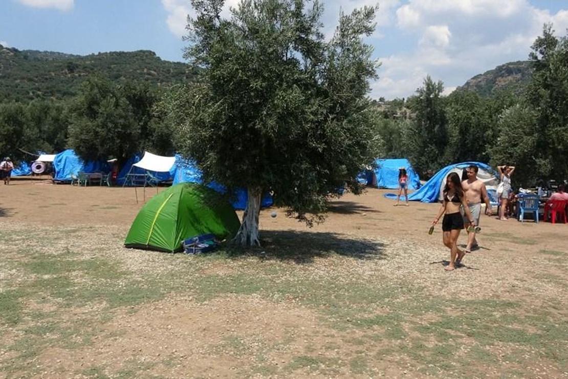 Kuzey Ege'de tatilcilerin yeni gözdesi çadır kampları
