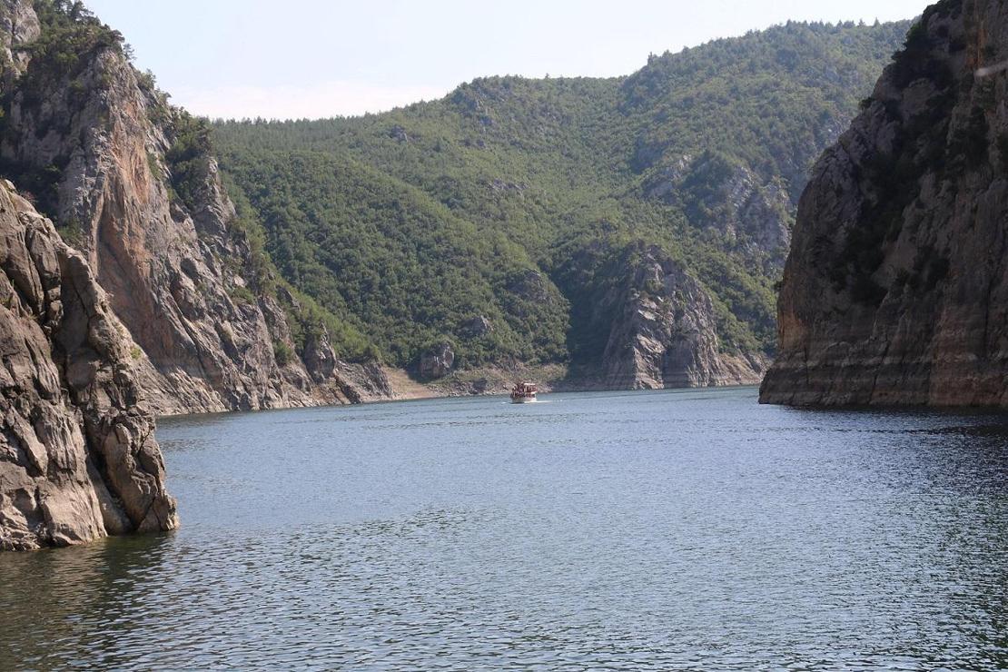 Sosyal medyada fotoğraflarını gören oraya koşuyor!