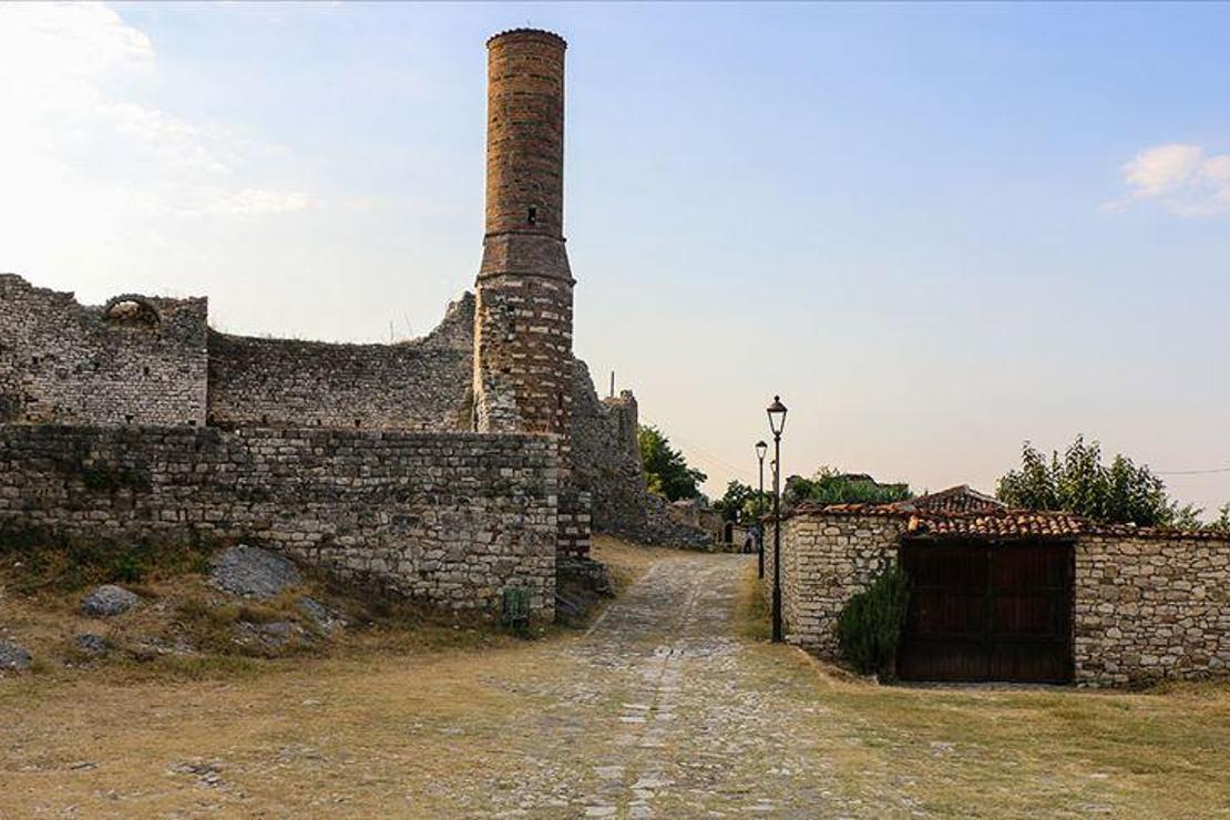 Arnavutluk'ta tarihin tanığı: Berat Kalesi