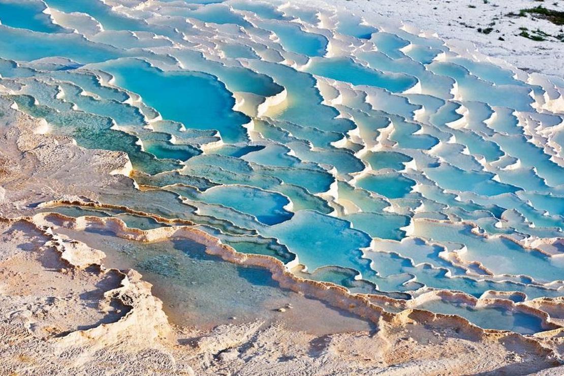 Nüfusunun 2 katından fazla turisti ağırladı