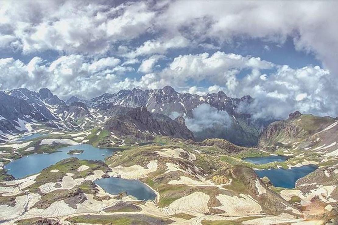'Türkiye'nin Alpleri' Kaçkarlar'ın Yedigöller'i fotoğraf tutkunlarının vazgeçilmezi