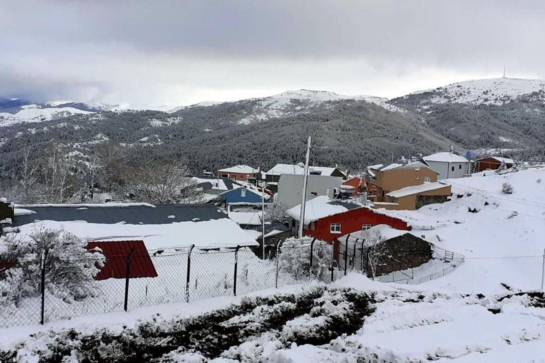 Erzincan karın ardından beyaza büründü