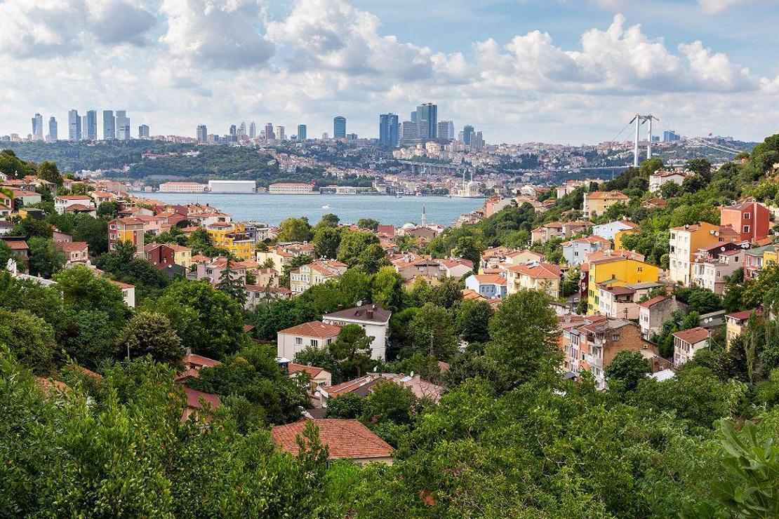 Kozmopolit İstanbul'un nostaljik semti: Kuzguncuk