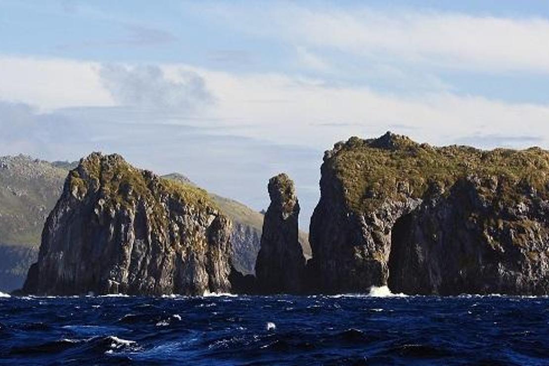 Dünyanın en yalnız adası Tristan-Cunha