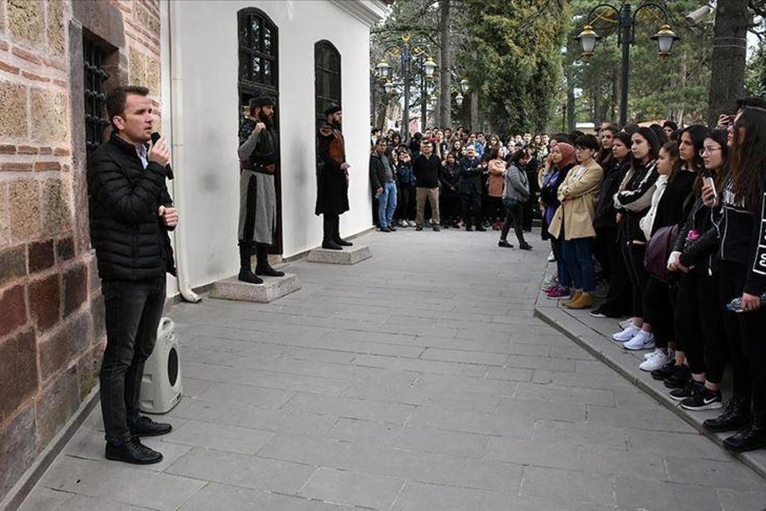 Tarih dersini tarihi mekanlara taşıdılar