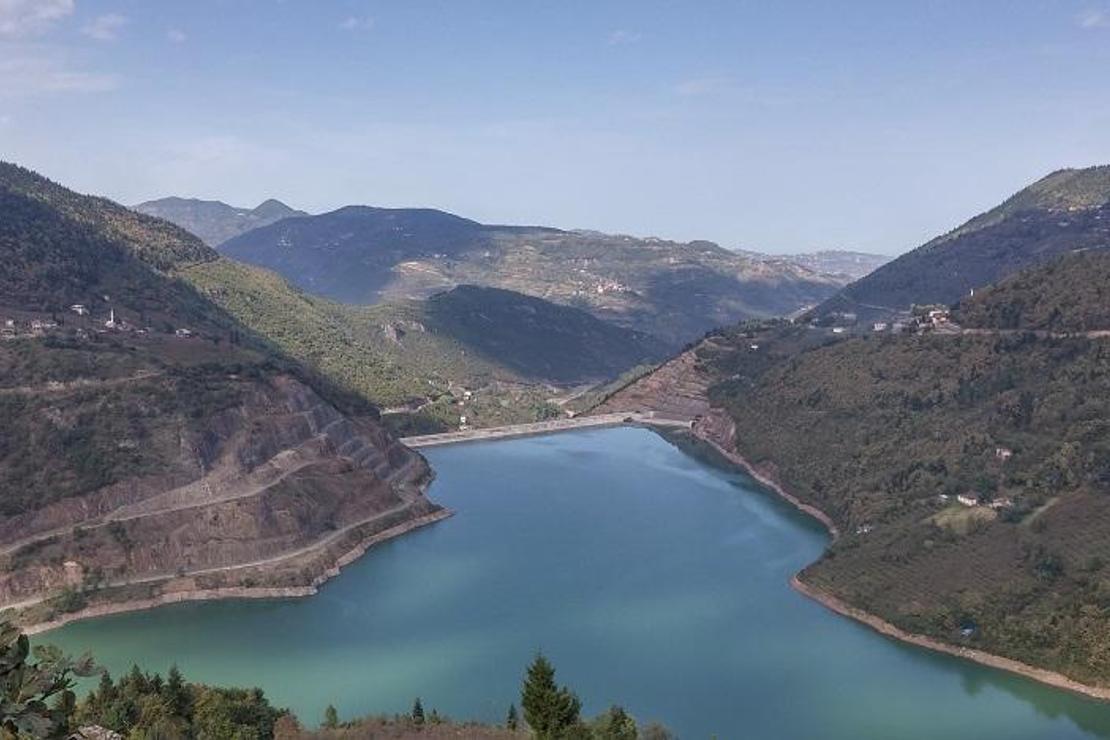 Atasu Barajı’ndaki doluluk oranı yüzde 100 seviyesine ulaştı