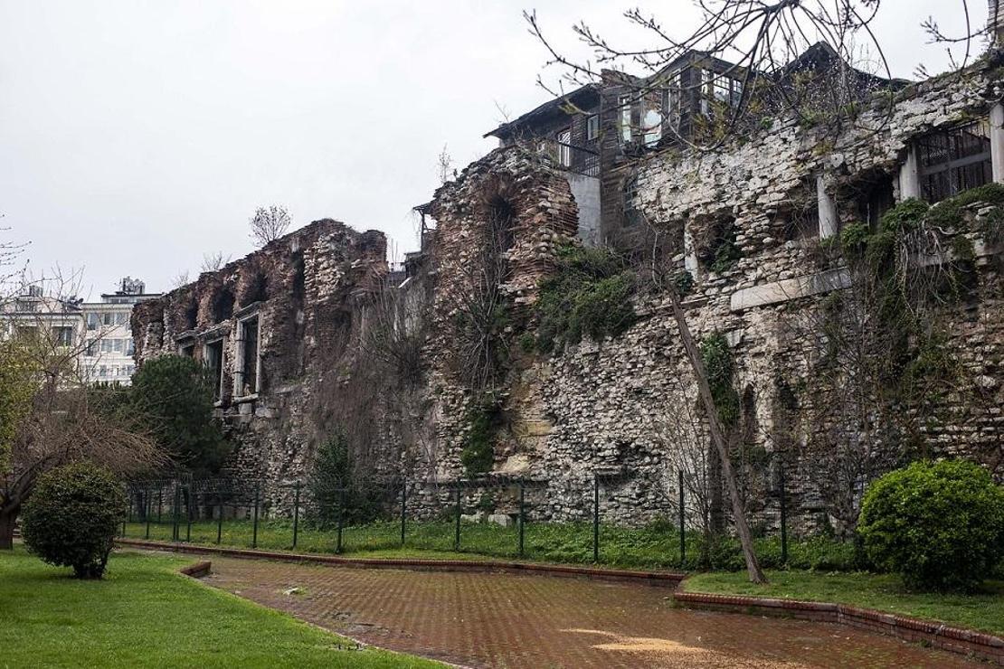 İstanbul'un hüzünlü sarayı: Bukoleon