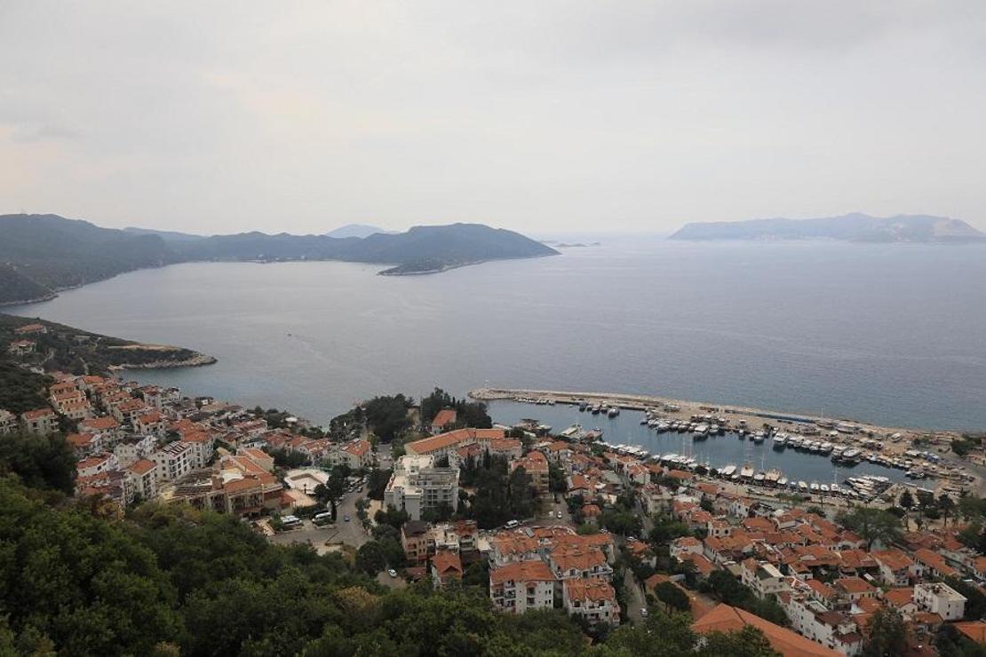 Kaş Belediye Başkanı Ulutaş: Bu süreçte vaka görülmeyen ilçemize gelmeyin