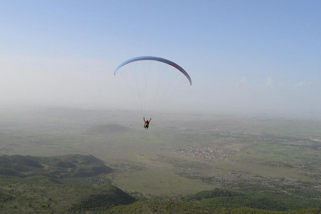 Hasandağı'nda 'koronavirüs' sessizliği! Yamaç paraşütünün yeni adresiydi...