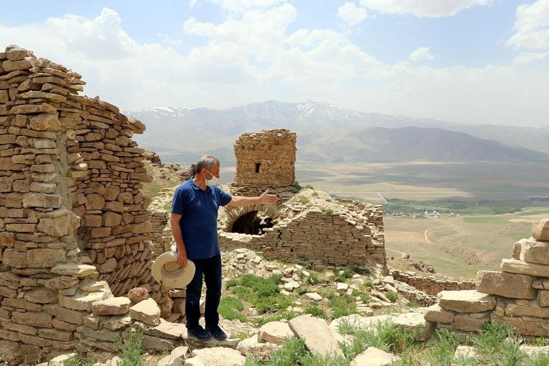 Rahibelerin kaldığı 'Bakireler Manastırı', defineciler tarafından talan edildi