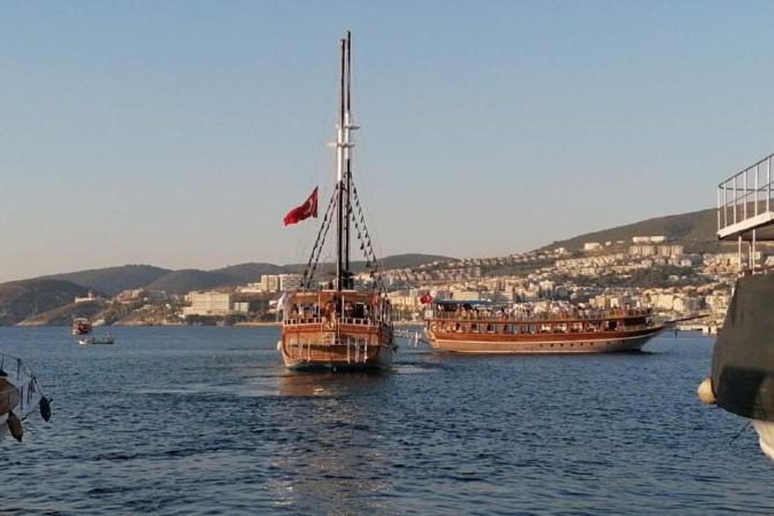 Seyahat acenteleri Kuşadası’na çıkartma yaptı