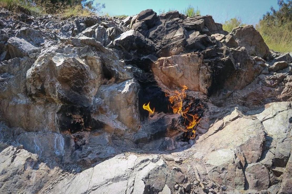 Amanoslar'ın sonsuz ateşi 'yanar taşlar' turizme kazandırılacak