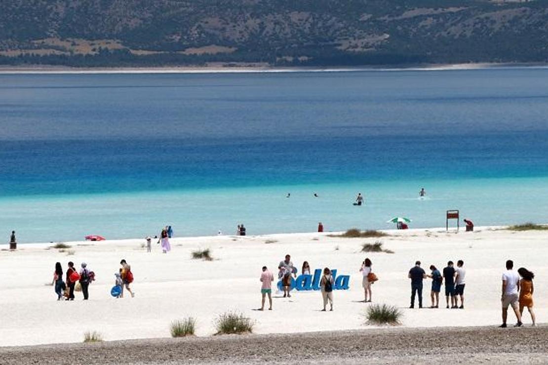 Salda Gölü'nde 1 Ağustos'tan itibaren sigara yasak