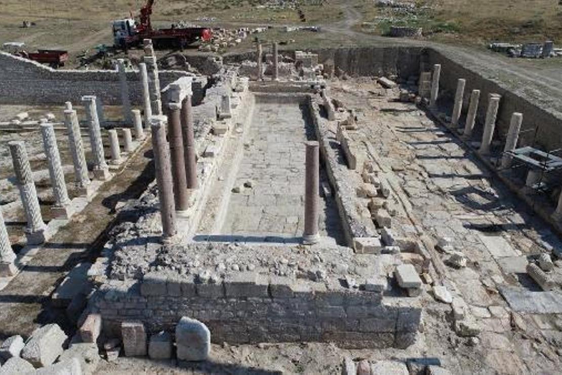 Tripolis Antik Kenti’ndeki 'anıtsal çeşme'nin restorasyonuna başlandı