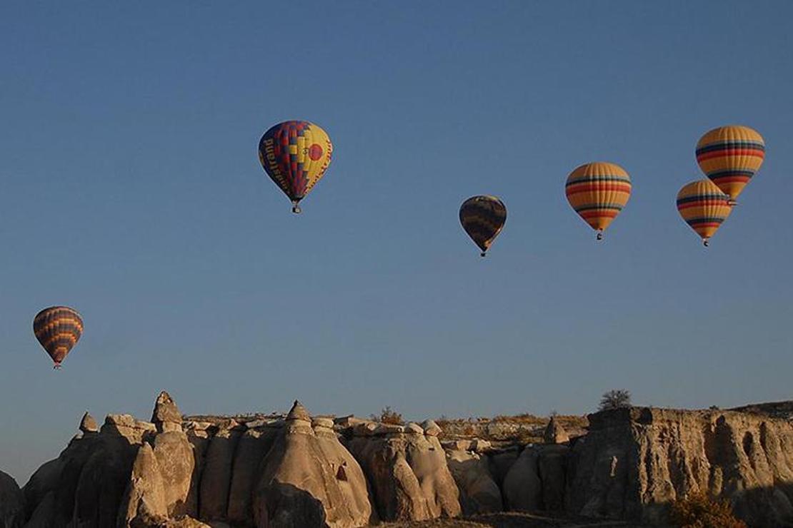 Kapadokya'da balon uçuşları başlıyor