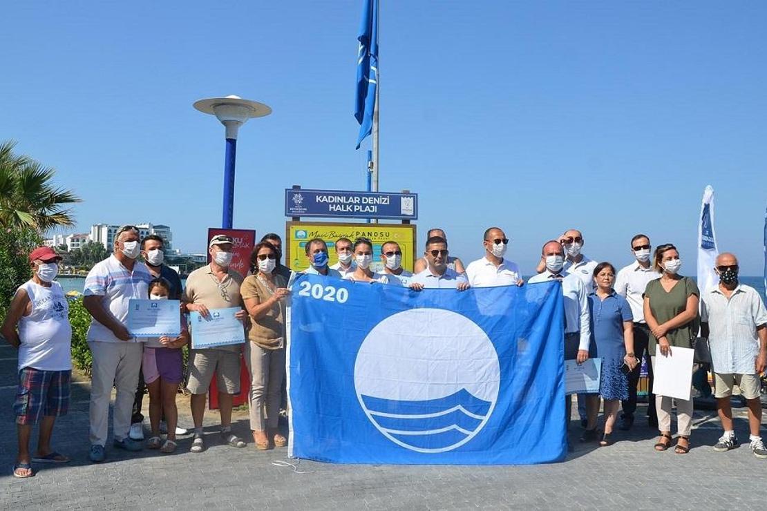Kuşadası’nda 26 plaja törenle mavi bayrak çekildi