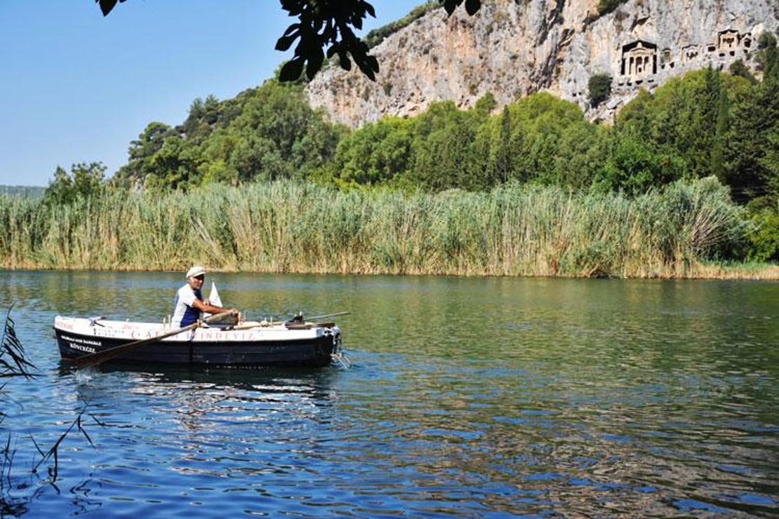 İki ayda 2 bin kilometre kürek çekerek Dalyan'a ulaştı