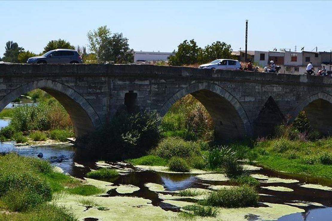 Koca Sinan'ın eseri 450 yıllık taş köprü araç trafiğine kapanacak