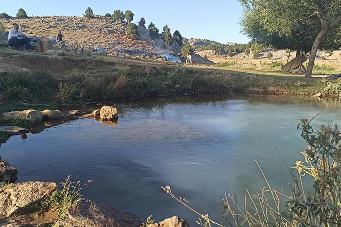 "Ayranpınarı" doğa severlerin ilgi odağı oldu