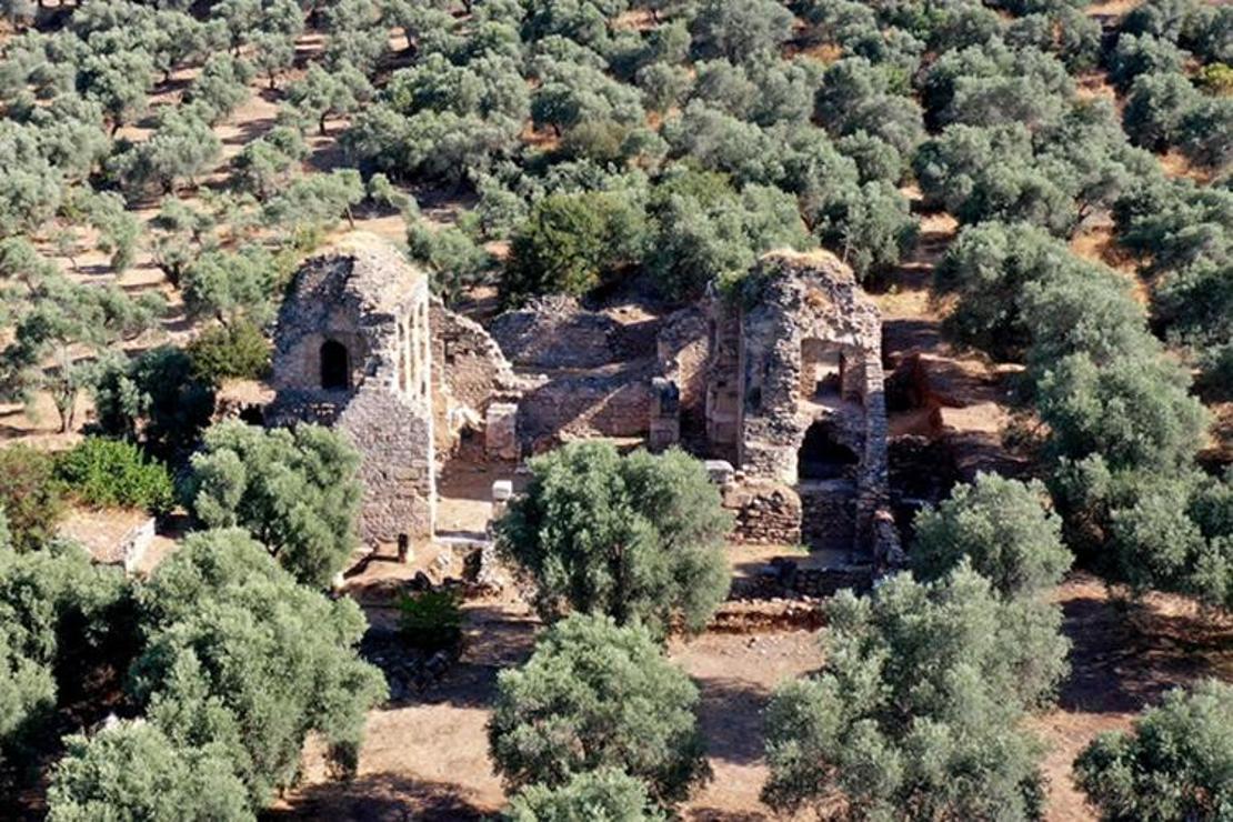 Nysa Antik Kenti'nde 1800 yıllık çeşme bulundu 