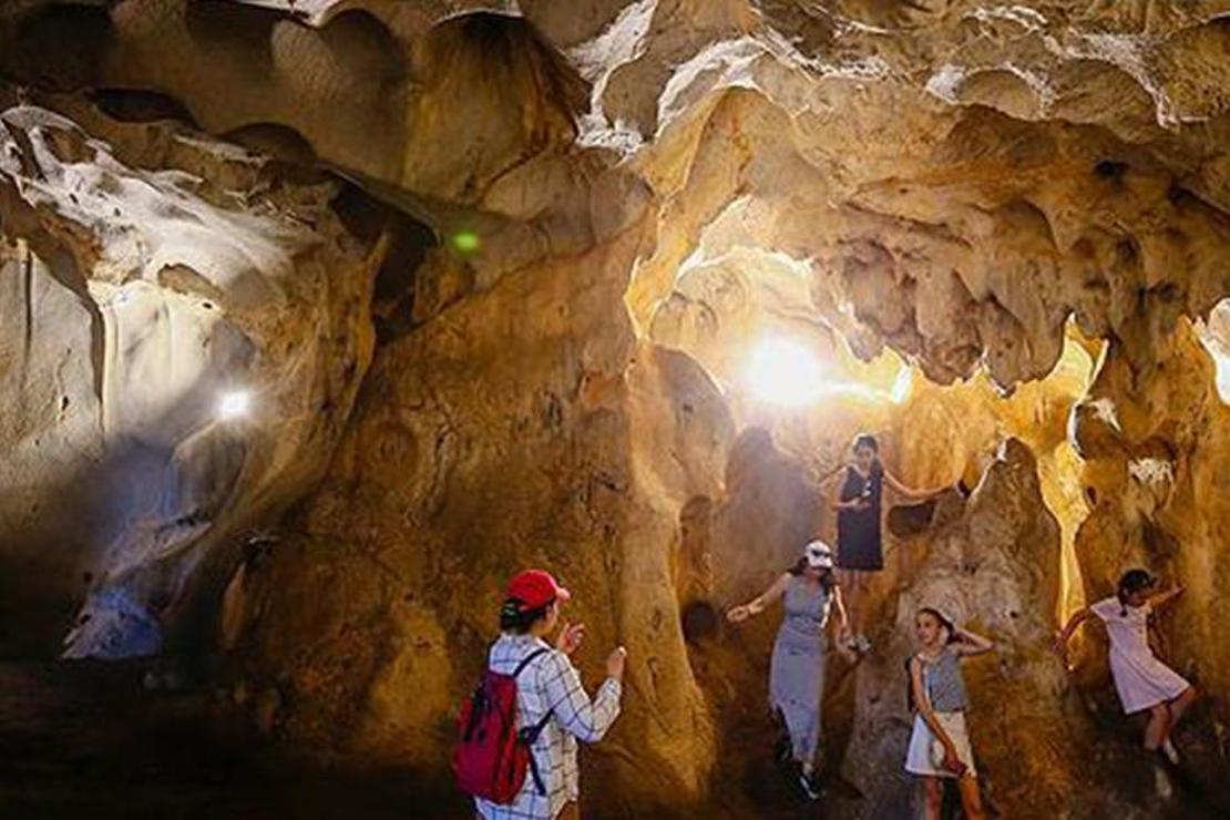 Karain Mağarası Nerededir? Karain Mağarası Oluşumu, Özellikleri, Giriş Ücreti Ve Ziyaret Saatleri (2020)