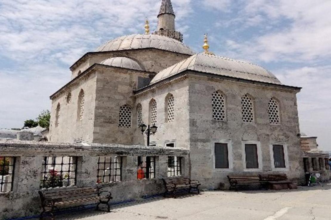 Şemsi Paşa Camii Nerede? Şemsi Paşa Camisi Tarihi, Özellikleri, Hikayesi Ve Mimarı Hakkında Bilgi