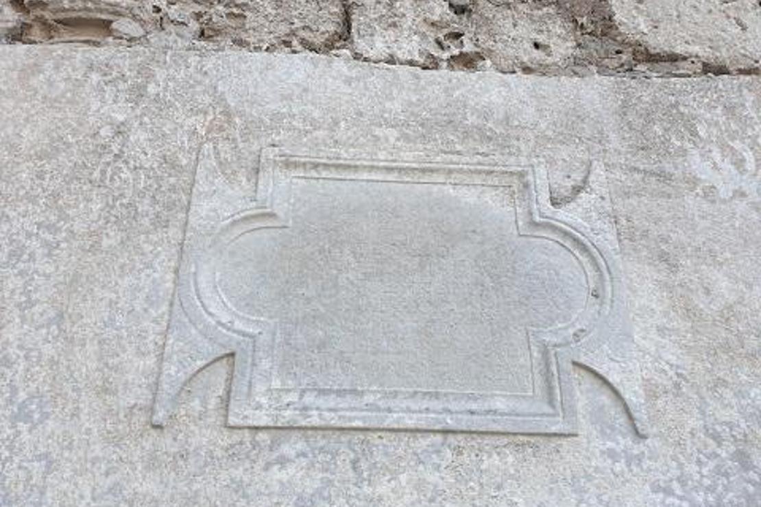 Tarihi Sinop Cezaevi duvarlarında, Roma dönemi kitabeleri çıktı