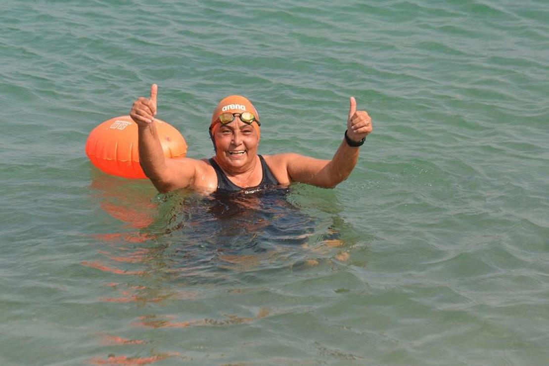 Manş Denizi'ni geçen ilk Türk kadını: Açık deniz parkurlarında yüzün