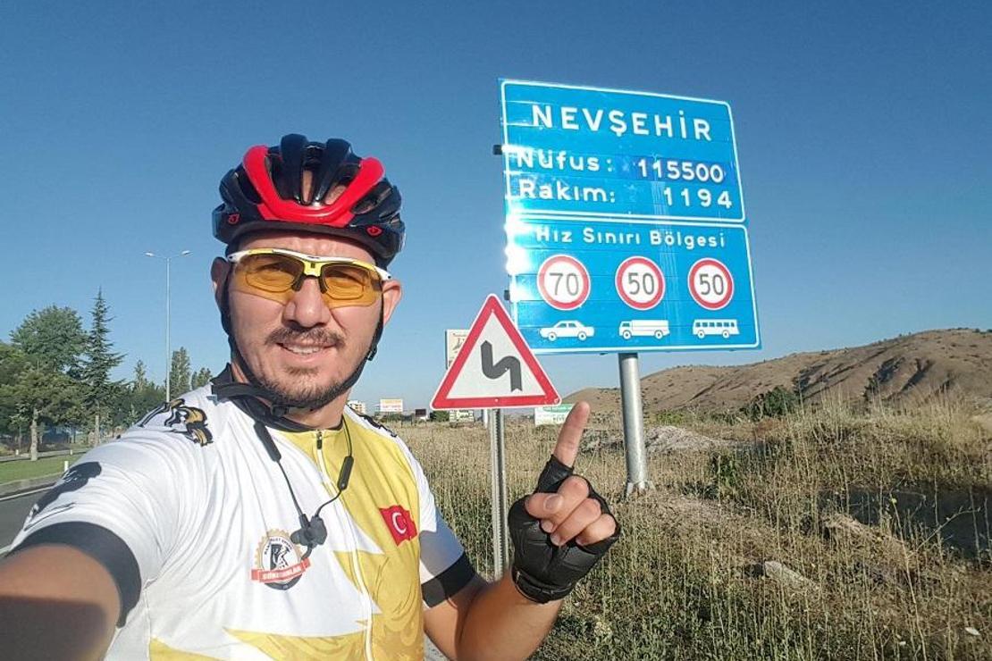 Manisalı öğretmen 7 ayda 6 bin kilometre pedal çevirdi