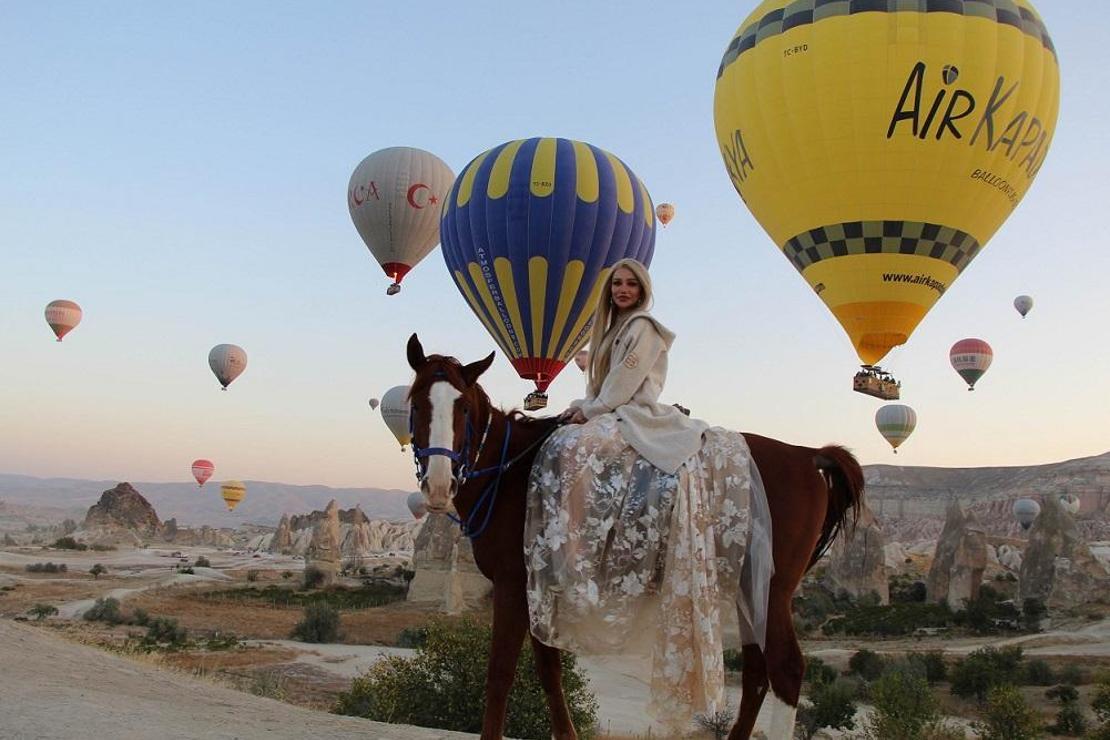  Kapadokya bölgesini Ekim ayında 175 bin 612 turist ziyaret etti