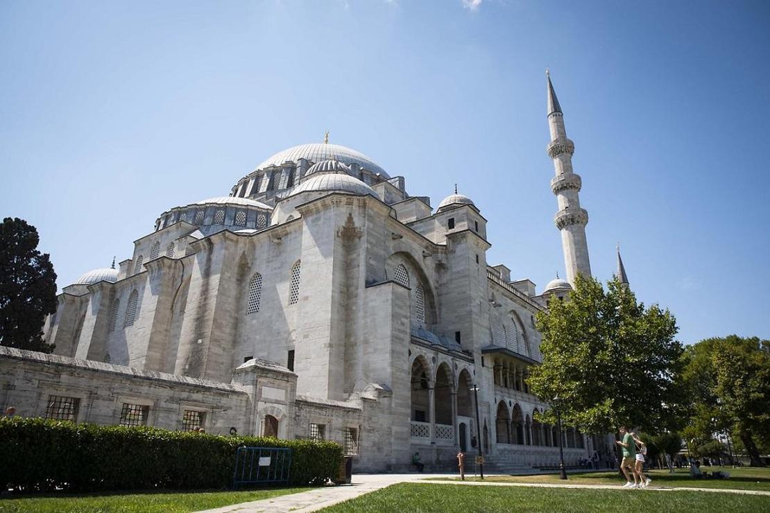 Kanuni'nin Mimar Sinan'a yaptırdığı mimari şaheser: Süleymaniye Camii