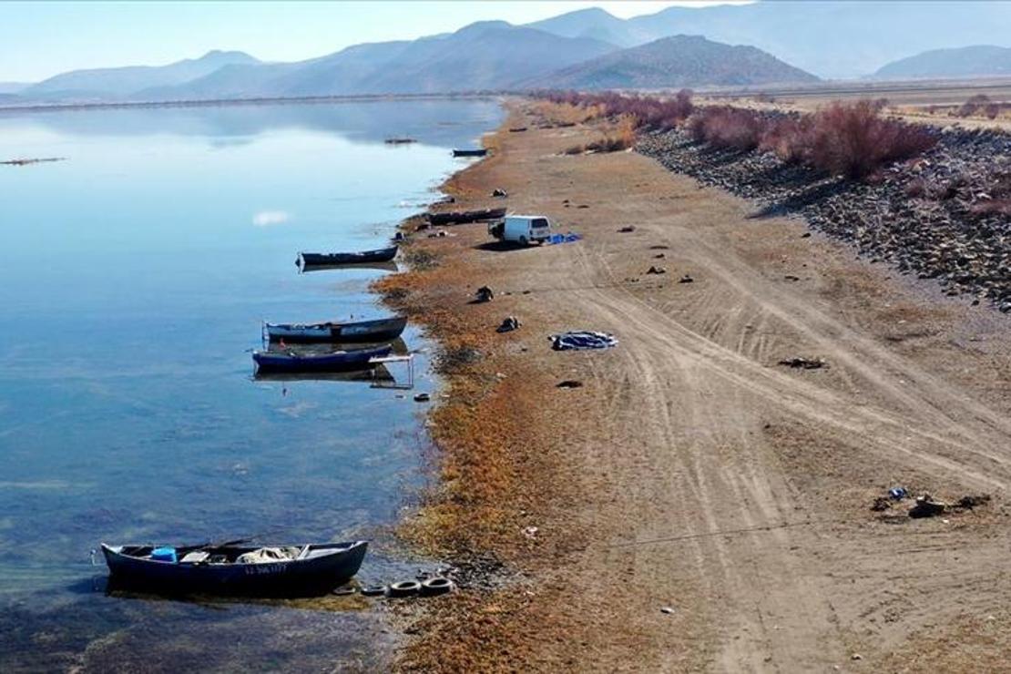 Konya'daki Suğla Gölü'nde sular çekildi