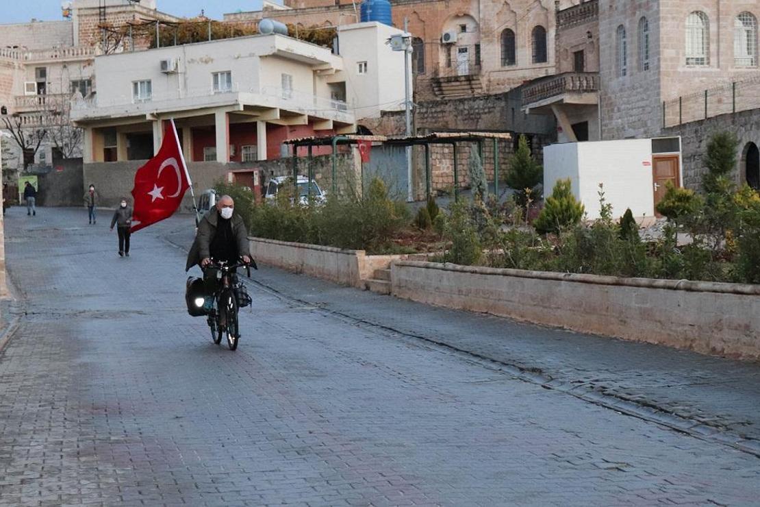 Türkiye'yi tanıtmak için Almanya'dan bisikletle yola çıkan gurbetçi Mardin'de