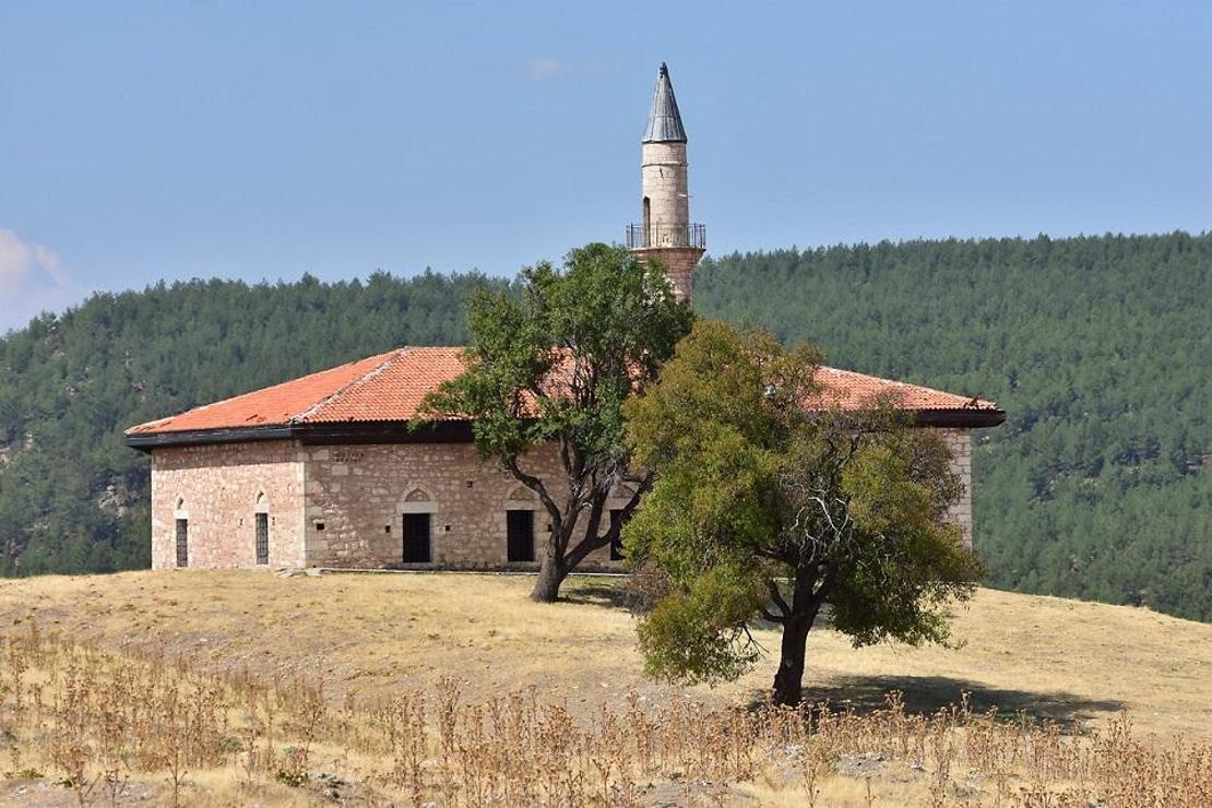 'Menteşe Beyliği'nden kalma tarihi bir camii:  Cevher Paşa 