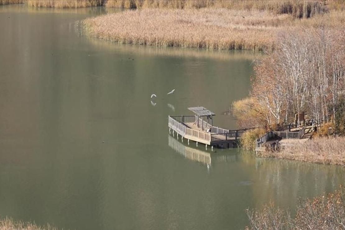 Huzurun adresi Kovada Gölü Milli Parkı ziyaretçilerini cezbediyor