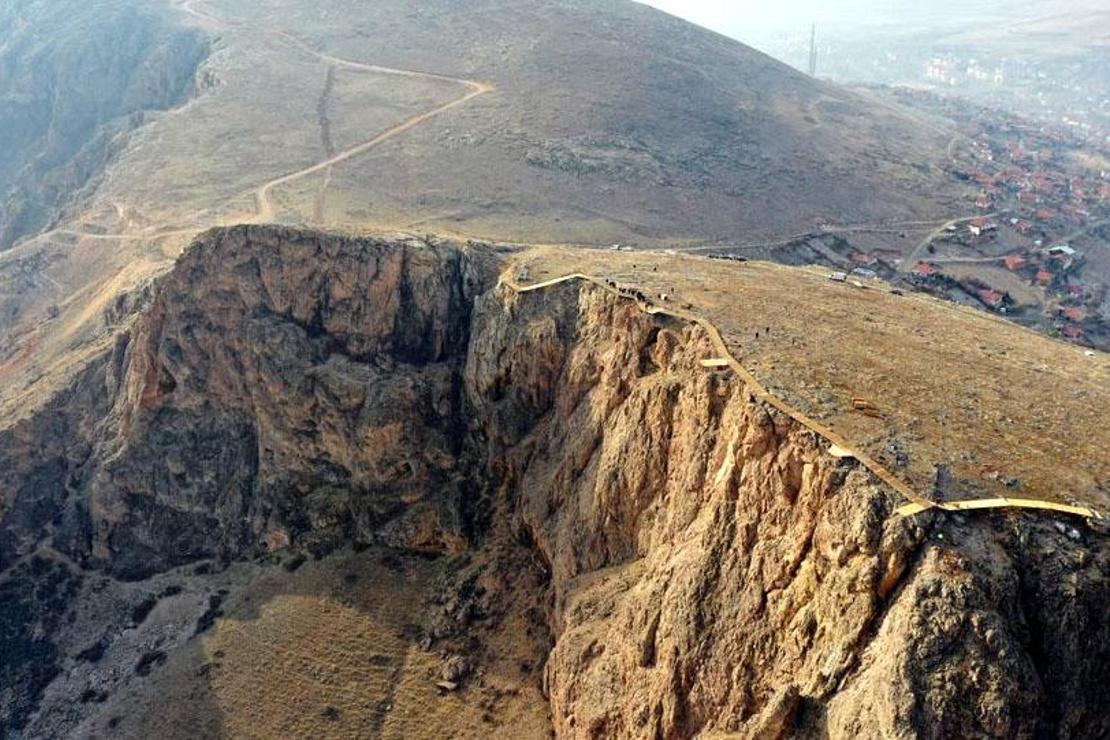 Divriği'nin tarihi ve doğası, seyir terasından izlenecek