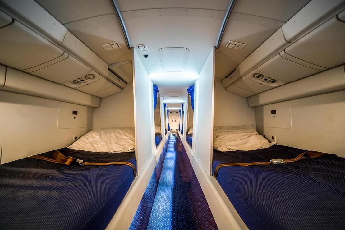 Uçaklardaki gizli yatak odası… 