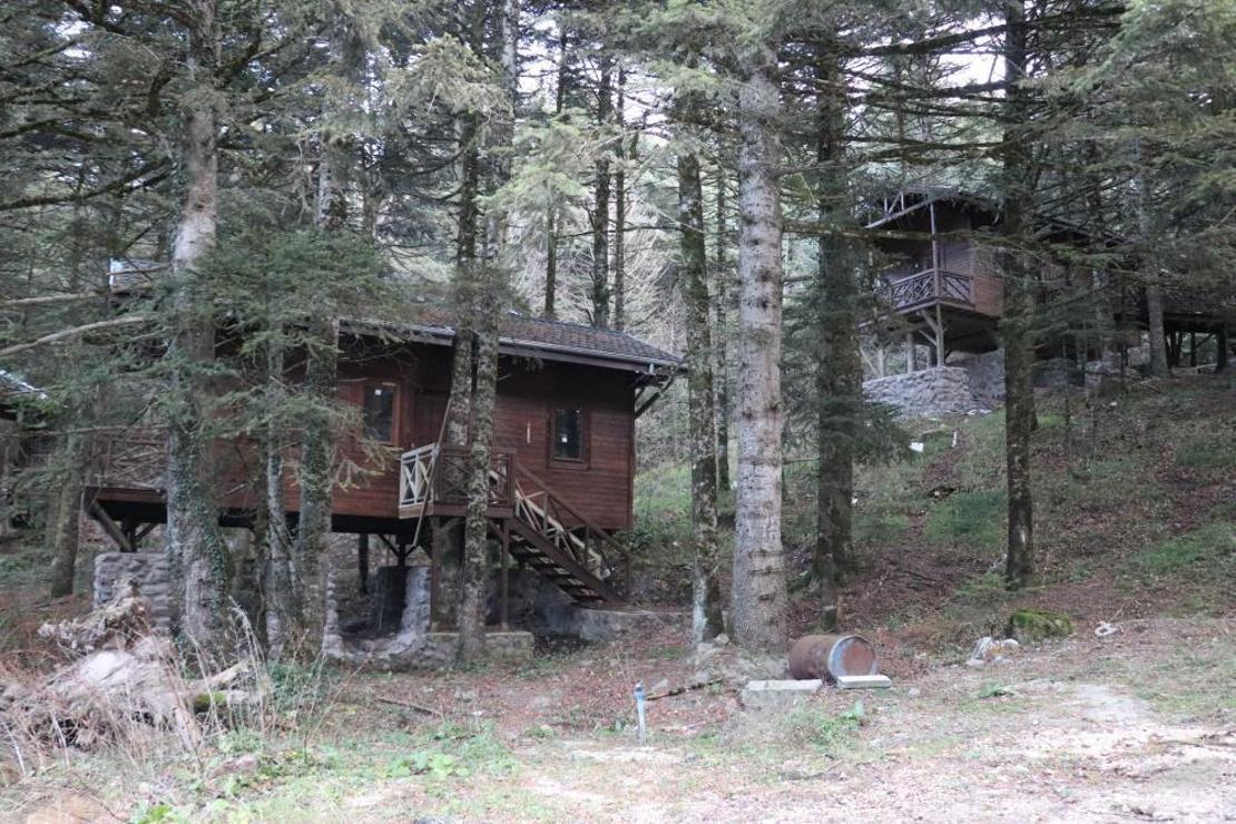  Gölcük Tabiat Parkı’nda 25 bungalov ev 3 yıldır atıl halde bekliyor