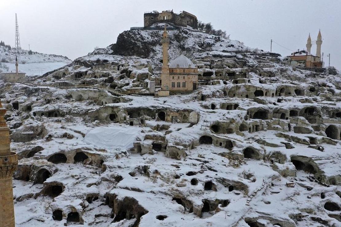 Tesadüfen ortaya çıkarılmıştı...  Rus turistlerin akınına uğruyor