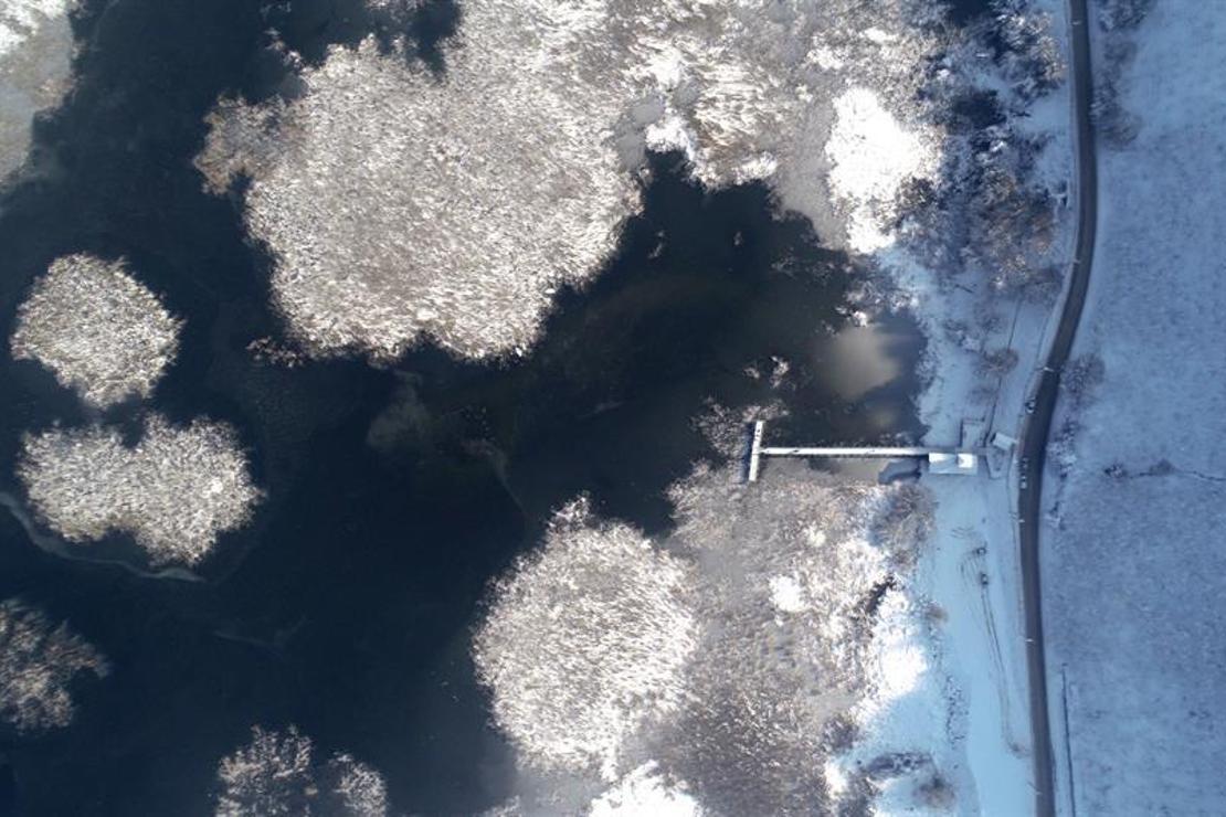 Efteni Gölü buzla kaplandı... Kartpostallık görüntüler ortaya çıktı