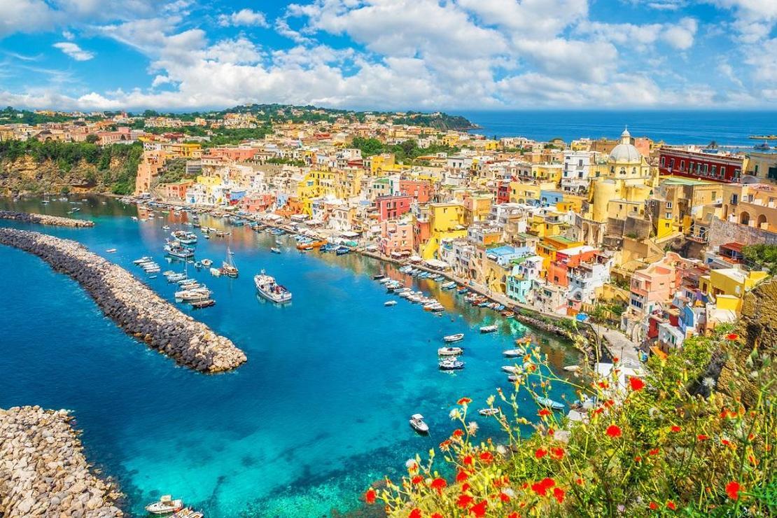 Bu renkli ada İtalya’nın yeni kültür başkenti seçildi!